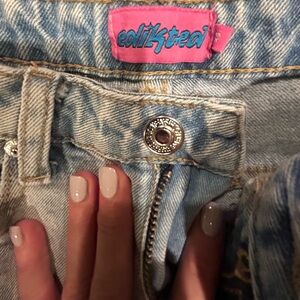 Edikted jeans in great condition ! XS with holes in front not on the back.